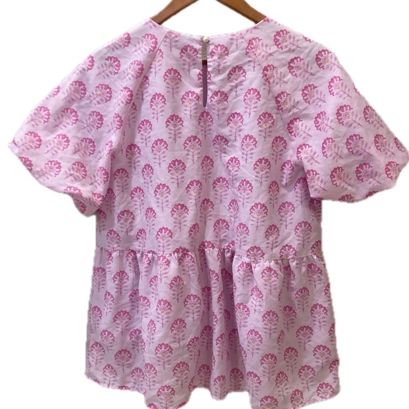 J. Marie short sleeved peplum top. Perfect condition. Pink floral print. Size L - Picture 2 of 3